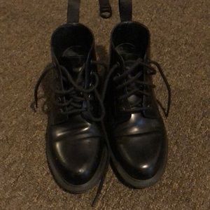 Dr.Martens 6-eye black boots Size 5